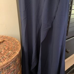 Strapless ruffle Lulu’s navy gown